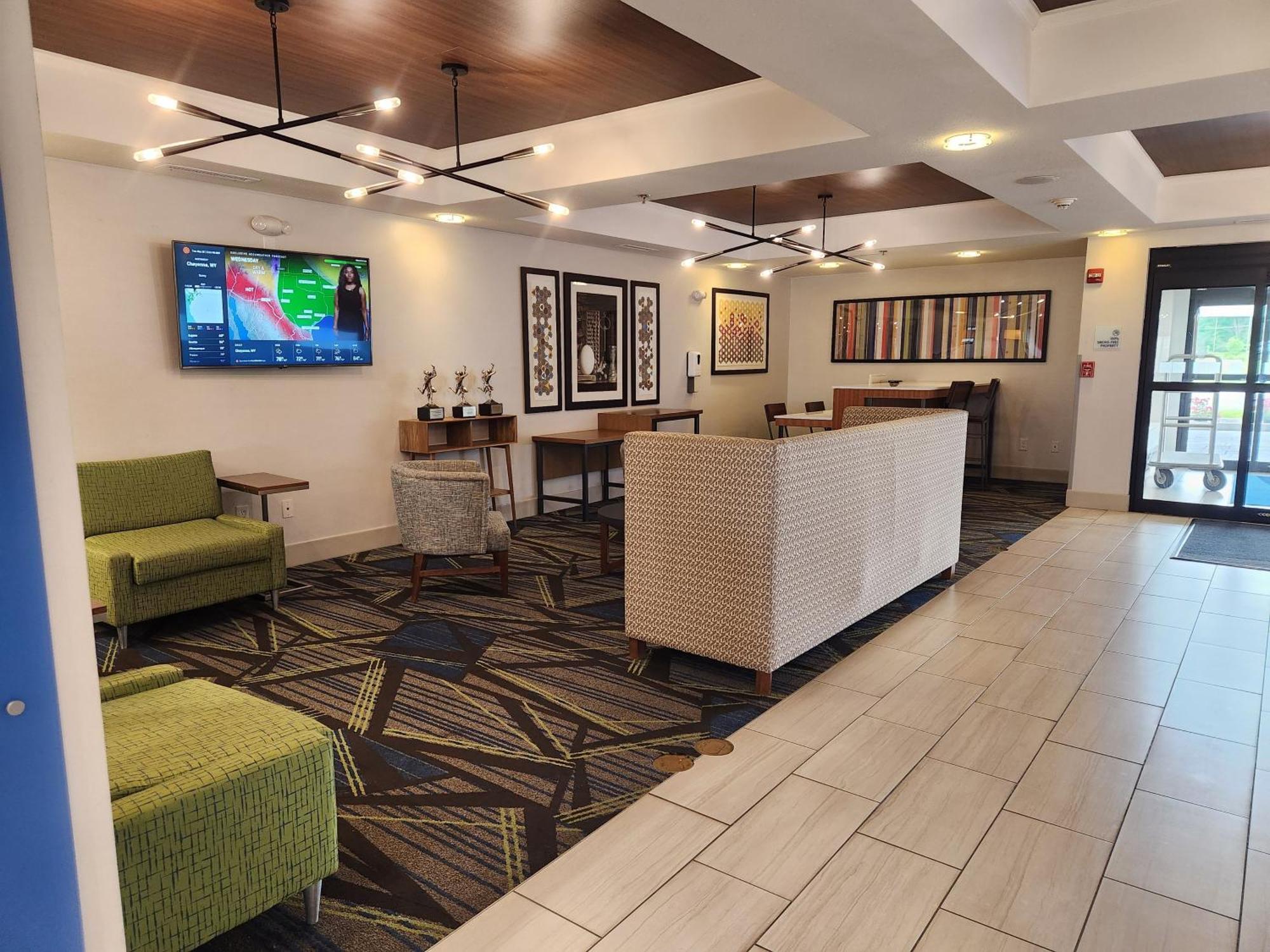 Express & By Ihg Hotel