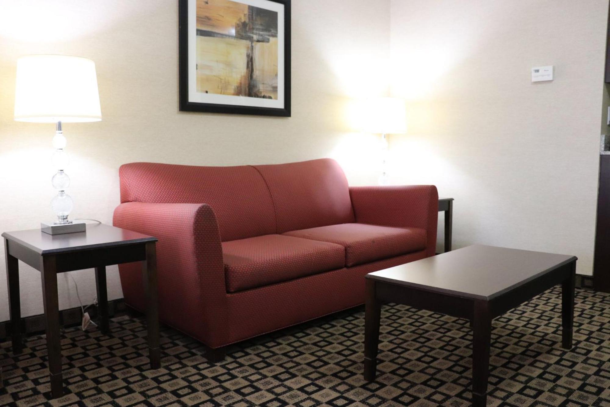 Hotel Express & By Ihg Crawfordsville
