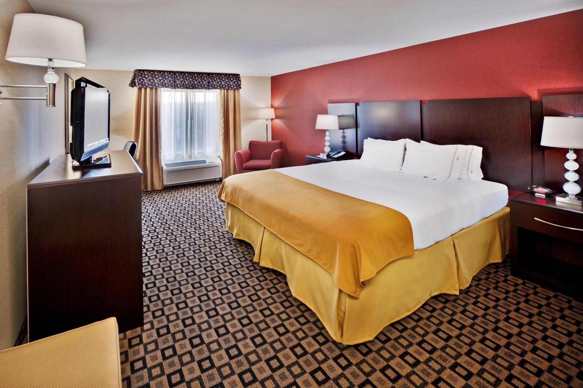 Hotel Express & By Ihg