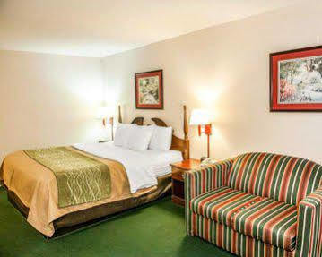 Express & By Ihg Crawfordsville