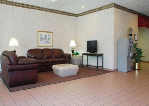 Express & By Ihg Hotel 2*